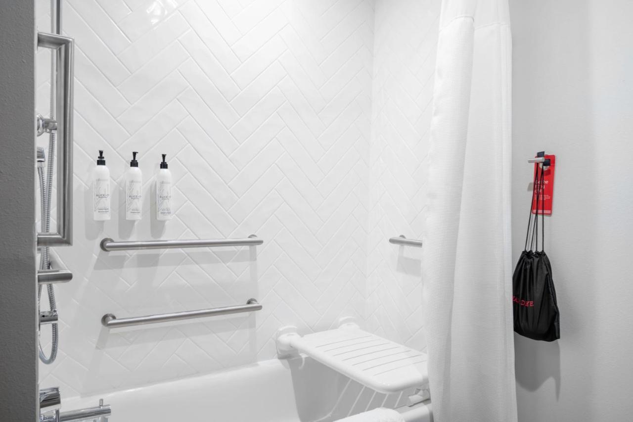 Towneplace Suites By Marriott Tampa Clearwater Eksteriør bilde